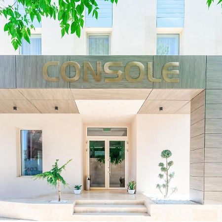 Hotel Console スロボジア エクステリア 写真